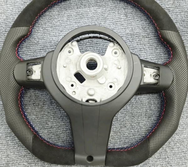 BMW F80 F81 F82 F83 F87 style Carbon Fiber Steering Wheel - Image 4